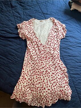 Billabong White Dress with Red Floral Print - Mini Wrap Style